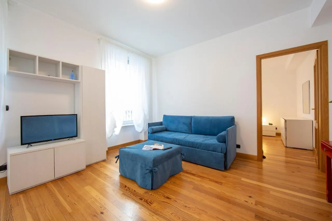 Villa Savoia Bach 0-13 Sanremo Apartment