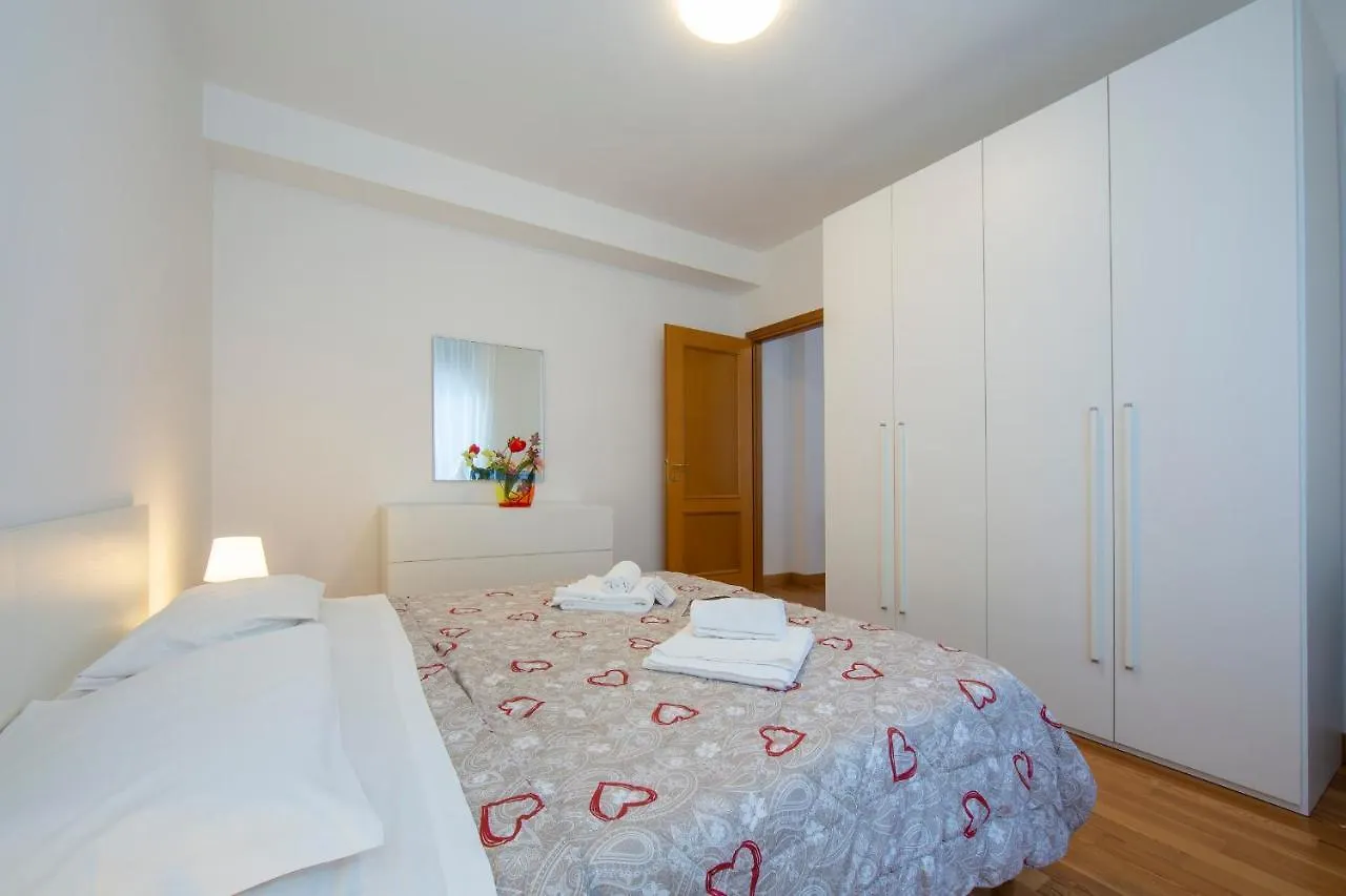 Apartment Villa Savoia Bach 0-13 Sanremo
